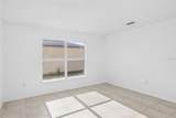 1906 Lakeview Lane - Photo 10