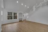 6593 Queens Borough Avenue - Photo 10