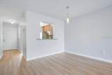 9513 Darien Avenue - Photo 6