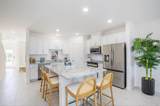 10721 Fountain Palm Circle - Photo 4