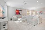 11537 Chateaubriand Avenue - Photo 18