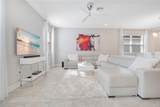 11537 Chateaubriand Avenue - Photo 19