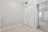 502 Club Dr - Photo 16