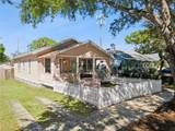 812 Paris Street - Photo 2
