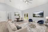 345 Plymouth Avenue - Photo 5