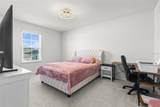 484 Baroness Way - Photo 16