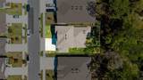 484 Baroness Way - Photo 32