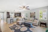 525 Gunston Ct - Photo 11