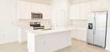 413 Silver Palm Drive - Photo 3