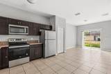 677-679 Royalty Court - Photo 10