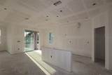 1302 Hyde Street - Photo 10