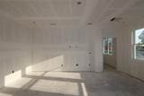 1302 Hyde Street - Photo 8