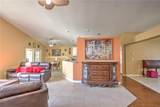 684 Yorkshire Drive - Photo 6