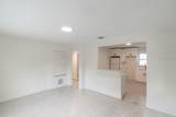 1618 Indiana Avenue - Photo 2