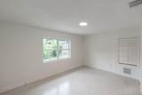 1618 Indiana Avenue - Photo 3