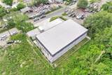 560 Barry Street - Photo 14