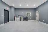 560 Barry Street - Photo 32