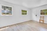 1025 Colyer Street - Photo 7