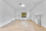 1029 Colyer Street - Photo 12