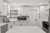 700 Wellington Drive - Photo 10