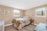 1929 Essex Place - Photo 30