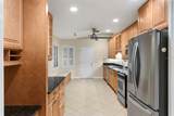 618 Maple Oak Circle - Photo 17
