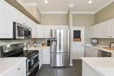 204 Wimbledon Circle - Photo 12