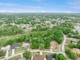 1672 Gregory Drive - Photo 3