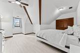 5750 Oak Hollow Lane - Photo 65