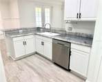 1541 Hackney Terrace - Photo 9