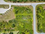 1510 Carswell Street - Photo 11