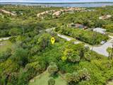 1510 Carswell Street - Photo 14