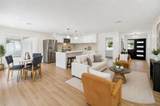 1110 Mayflower Avenue - Photo 5