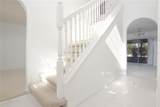 15907 Wilkinson Drive - Photo 2