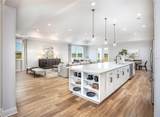 16907 Royal Palm Drive - Photo 3