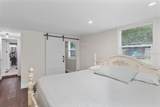 580 Lakeview Avenue - Photo 13