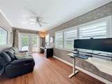 2806 Vine Street - Photo 37