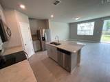 513 Legacy Loop - Photo 2