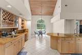5073 Latrobe Dr - Photo 12