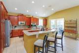 2759 Maria Isabel Avenue - Photo 6
