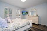 2106 Stillington Street - Photo 64