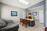 36 Semoran Boulevard - Photo 3