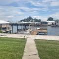 1403 Lakeview Drive - Photo 3