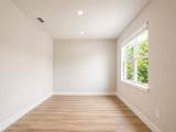 807 Santa Barbara Drive - Photo 21