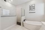 19053 Blueleaf Street - Photo 37