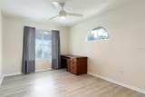 1153 Oak Tree Circle - Photo 32