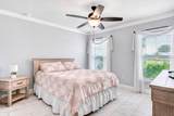 2412 Ainsworth Avenue - Photo 16