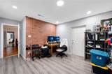 715 Avenue B - Photo 18