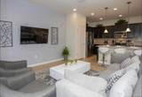 8875 Geneve Ct - Photo 4