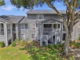 2216 Stonington Avenue - Photo 1